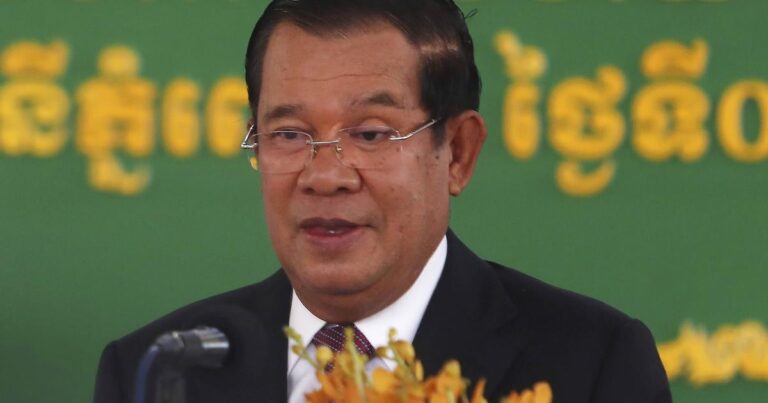 Camboya: Hun Sen extingue la libertad de prensa